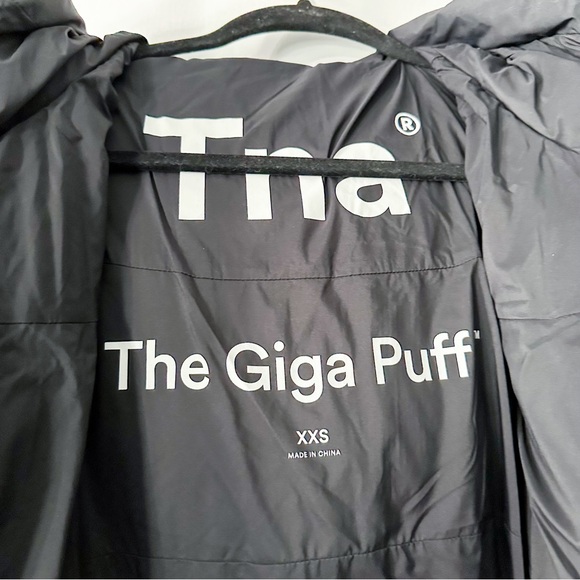 Aritzia TNA The Giga Puff Jacket Coat Black Size XXS - Picture 7 of 8